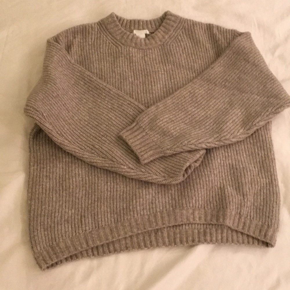 HM loose fit sweater size S